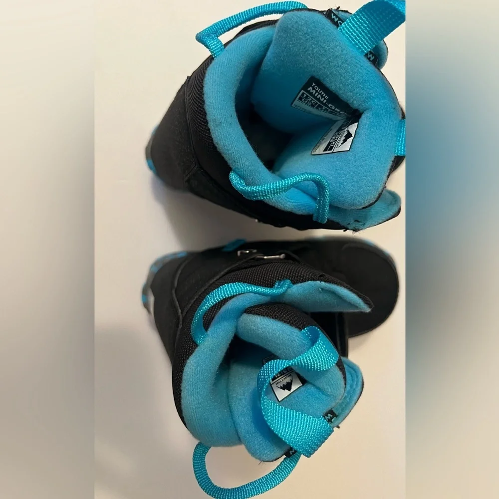 Burton Mini-Grom Kids Snowboard Boots in Black/Blue/Gray, Size 12C